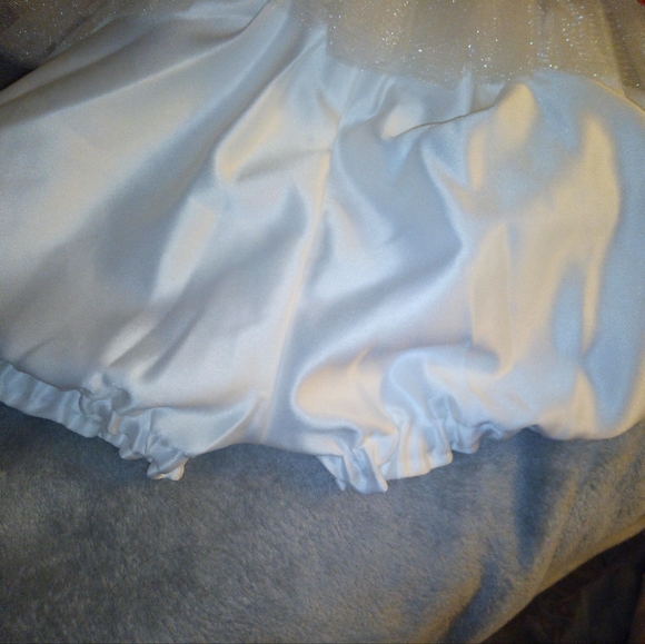 Girls dress - Picture 2 of 3